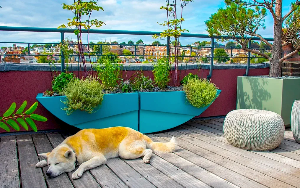 bespoke chic roof terrace