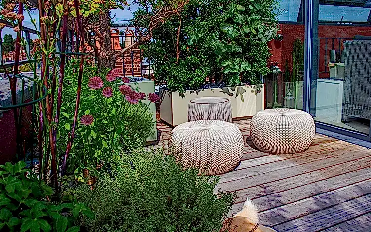 pouffe